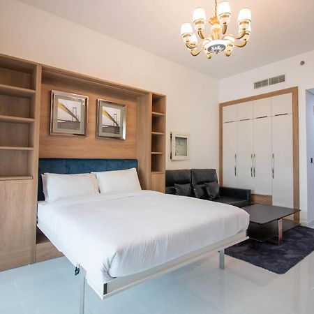 Furnished Studio, Close To All Amenties! - Resortz 11 Dubai Esterno foto