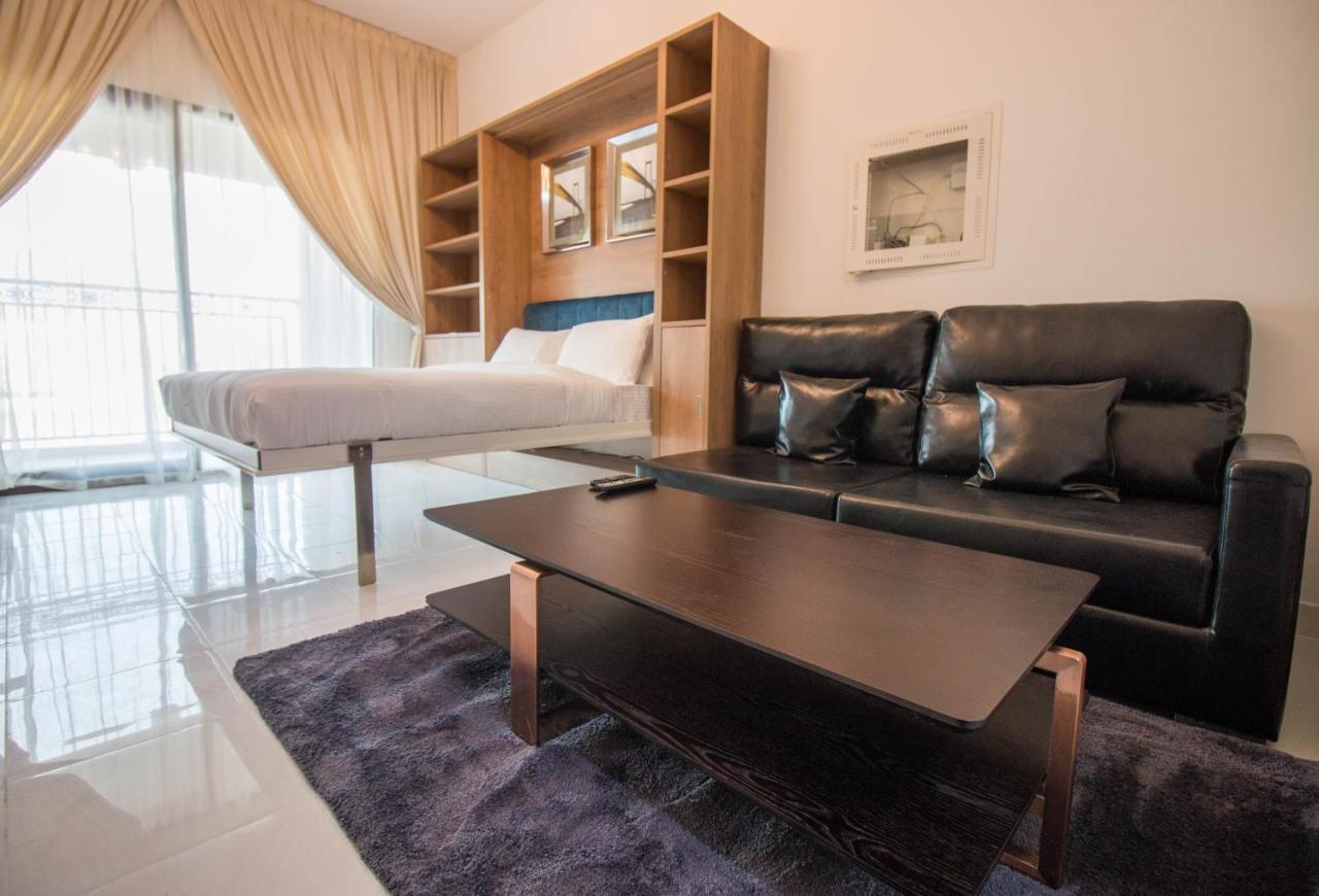 Furnished Studio, Close To All Amenties! - Resortz 11 Dubai Esterno foto